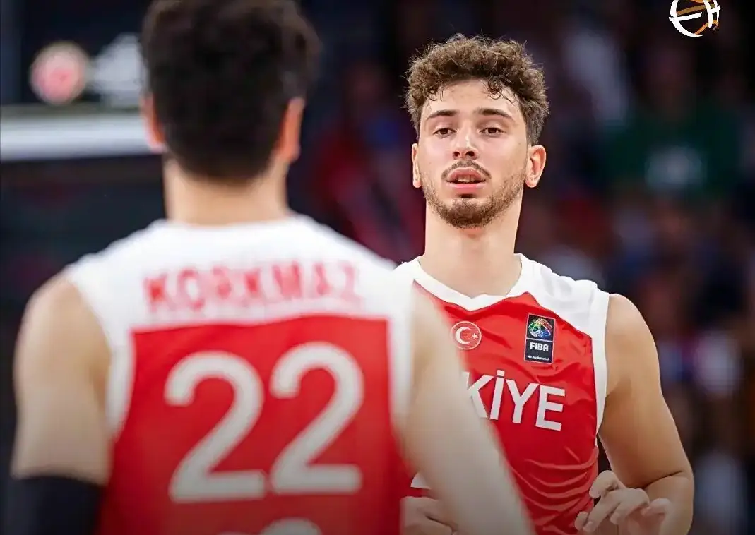 爱游戏官网 -赛前体能课后，本菲卡遗憾出局备战NBA季后赛，球迷炸锅，年轻球员得到机会(2025nba季后赛对阵图)