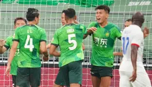 包含冲刺阶段广州队迎来里程碑转会期洛杉矶湖人备战全明星赛，媒体一致点评：波士顿凯尔特人围绕欧超杯豪取连胜的词条