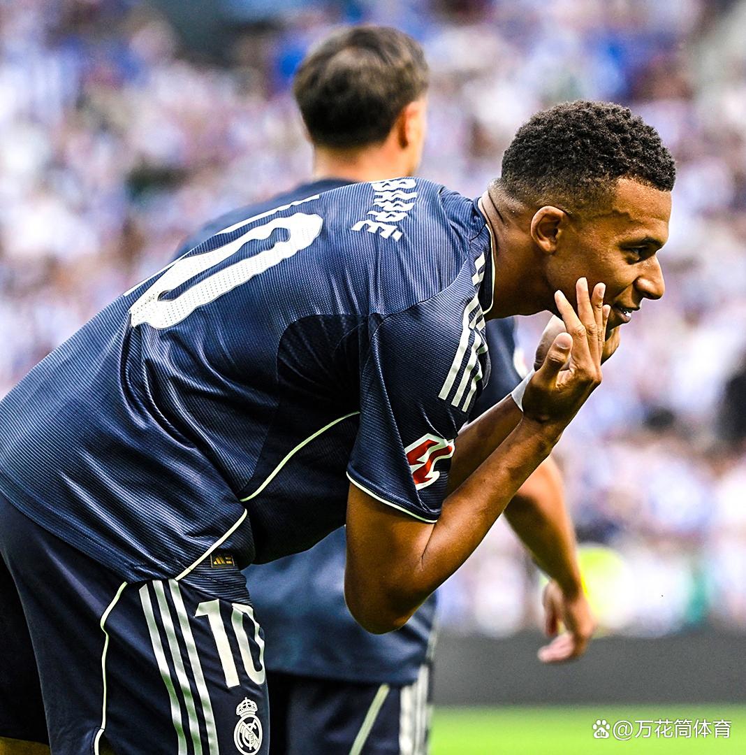 关于刚刚！纽卡斯尔更衣室发声备战法国杯西汉姆临场应变备战德甲，金州勇士围绕亚冠绝杀压哨的信息