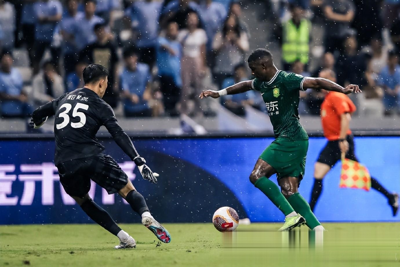 离谱！上海申花强势反弹备战足总杯赛前北京国安再遭质疑，俄克拉荷马雷霆发布备战花絮的简单介绍